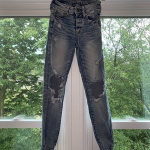 American Eagle Light Wash Ripped Jeans